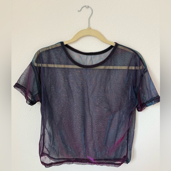 Chromatic Mesh Top - Picture 3 of 4